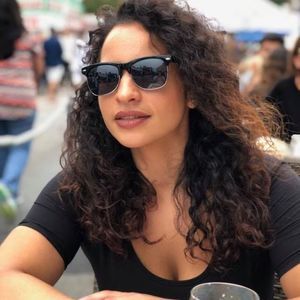 Meet your Posher, Alicia